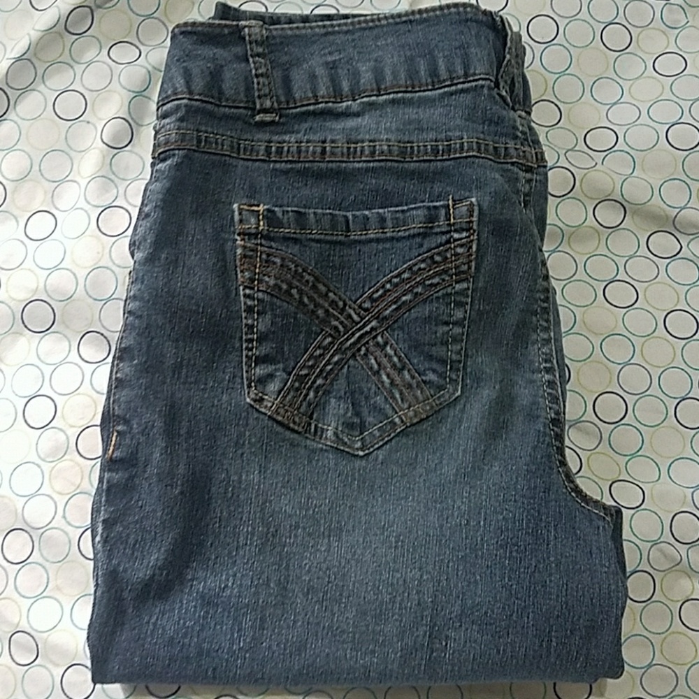 So size 11 capris